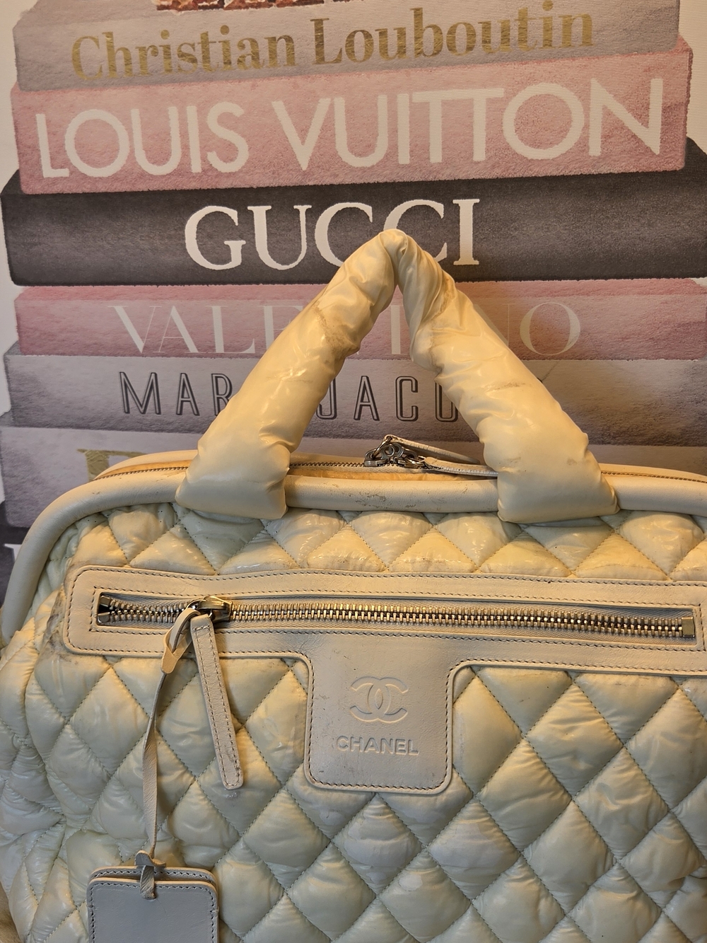 CHANEL COCOON  Cream Quilted Dome Tote with Authenticity Card. Code -With FLAWS - Picture 2 of 16